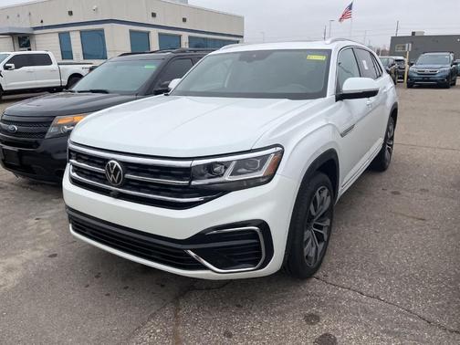 2023 Volkswagen Atlas Cross Sport 3.6L V6 SEL Premium R-Line