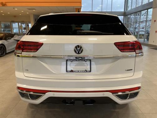2023 Volkswagen Atlas Cross Sport 3.6L V6 SEL Premium R-Line