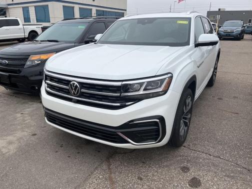 2023 Volkswagen Atlas Cross Sport 3.6L V6 SEL Premium R-Line