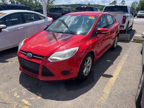 Race Red 2013 Ford Focus SE