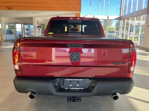 2021 RAM 1500 Classic SLT