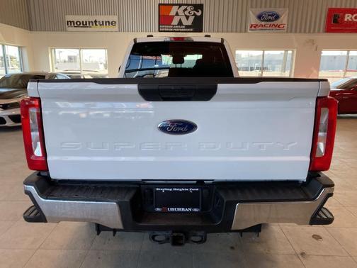 Oxford White 2024 Ford F-350 XLT