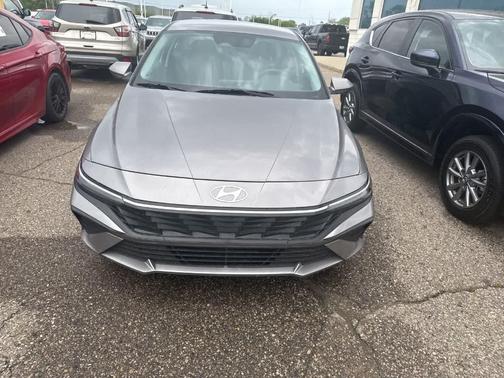 Metal 2024 Hyundai ELANTRA SEL