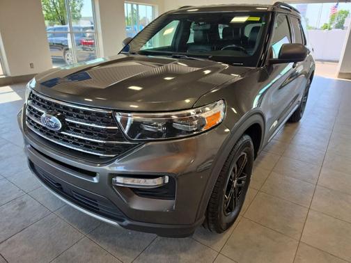 Magnetic Metallic 2020 Ford Explorer XLT