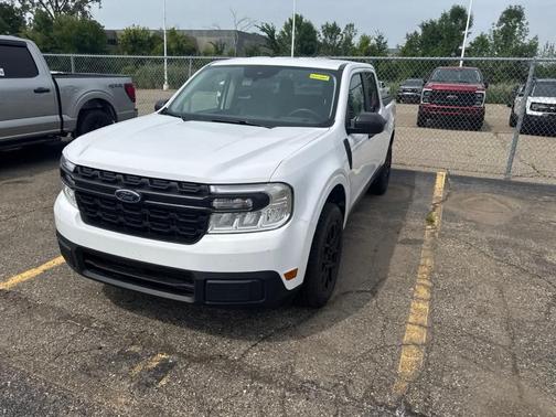Oxford White 2024 Ford Maverick XL