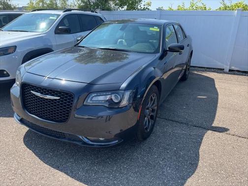 2017 Chrysler 300 S