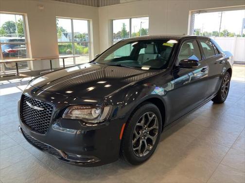 2017 Chrysler 300 S
