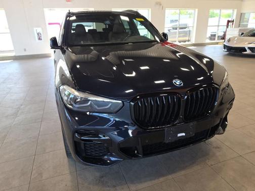 Blue 2022 BMW X5 PHEV xDrive45e