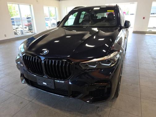 Blue 2022 BMW X5 PHEV xDrive45e