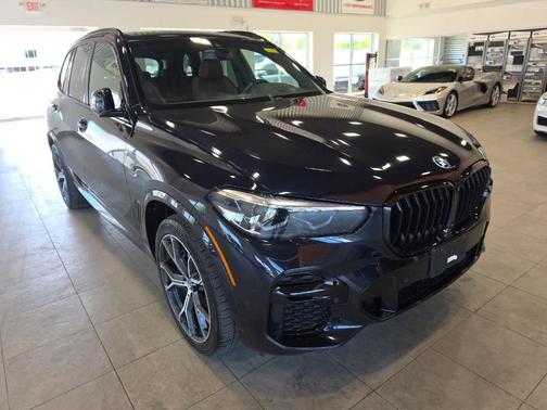 Blue 2022 BMW X5 PHEV xDrive45e
