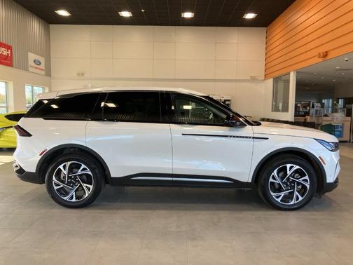 2024 Lincoln Nautilus Premiere