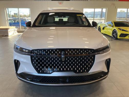 2024 Lincoln Nautilus Premiere