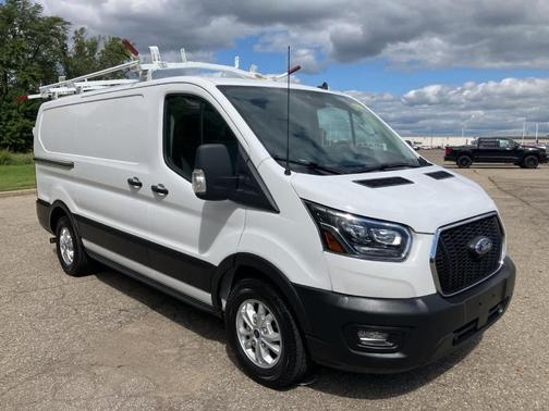 2022 Ford Transit-150 