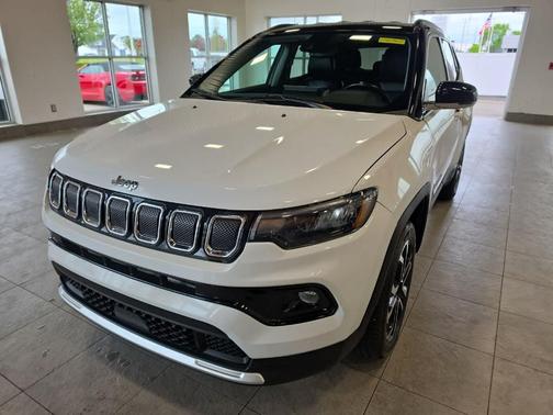 Bright White Clearcoat 2022 Jeep Compass Limited