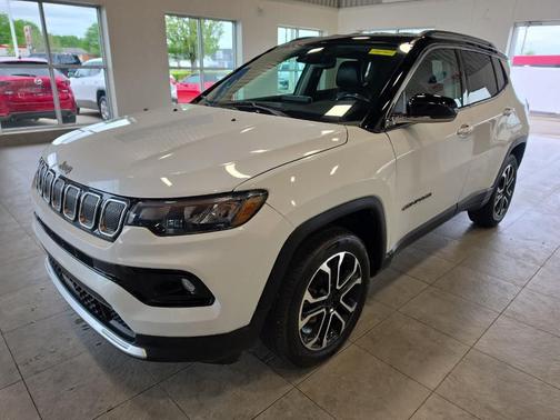Bright White Clearcoat 2022 Jeep Compass Limited