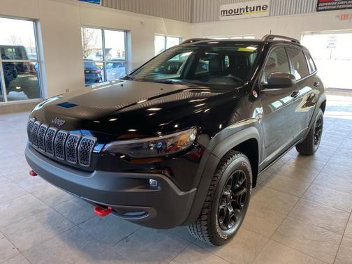 2020 Jeep Cherokee Trailhawk