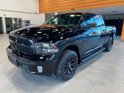 2022 RAM 1500 Classic SLT