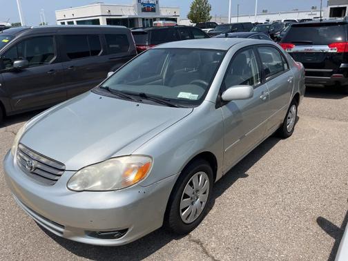 2003 Toyota Corolla LE