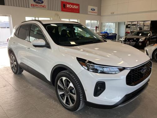 2024 Ford Escape Platinum