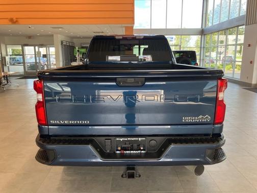 2021 Chevrolet Silverado 3500 High Country