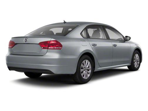2013 Volkswagen Passat 2.5 SE