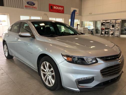Arctic Blue Metallic 2017 Chevrolet Malibu 1LT