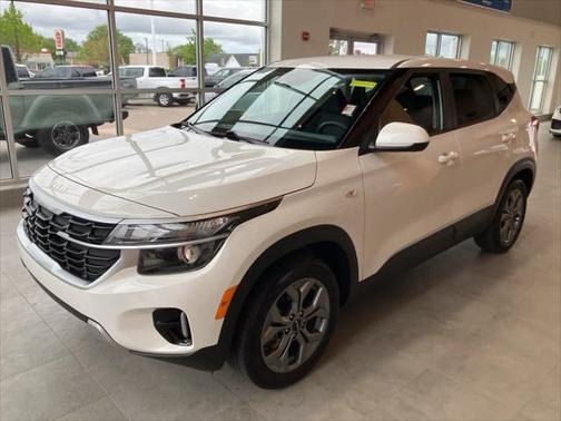 2024 Kia Seltos LX