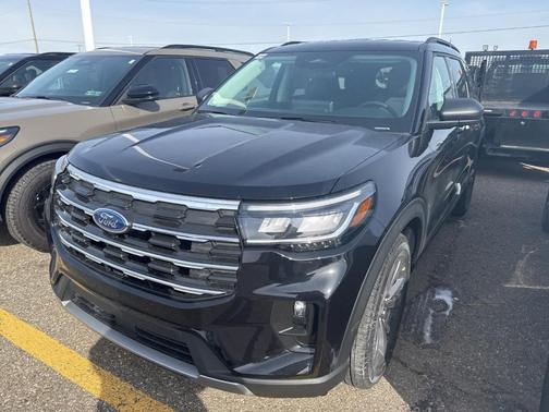 2026 Ford Explorer ACTIVE W/200A