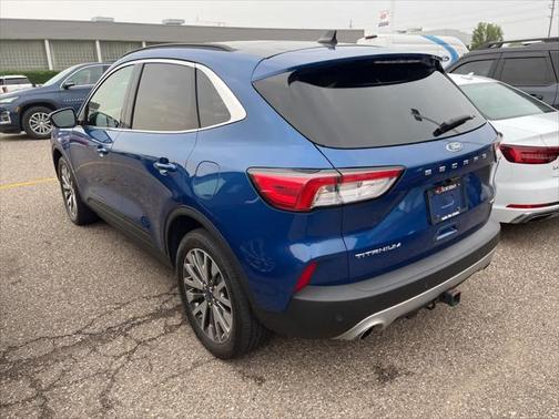 2022 Ford Escape Titanium