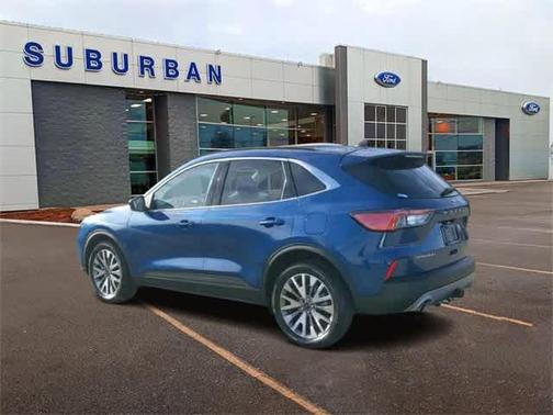 2022 Ford Escape Titanium