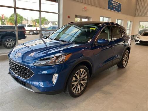 2022 Ford Escape Titanium