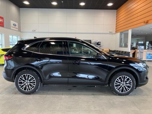 2025 Ford Escape PHEV