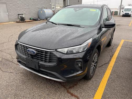 2025 Ford Escape PHEV