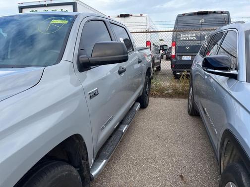 2018 Toyota Tundra SR5