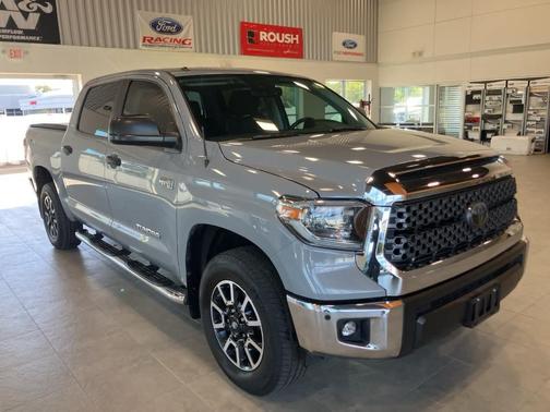 2018 Toyota Tundra SR5