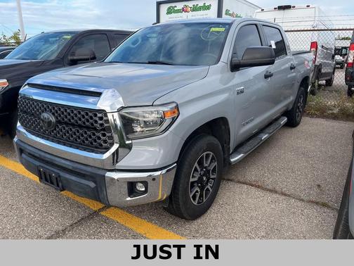 2018 Toyota Tundra SR5