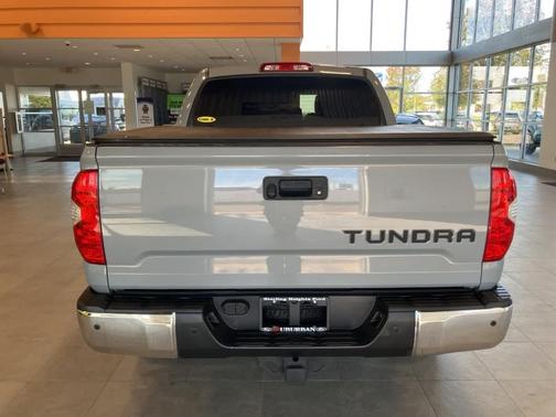 2018 Toyota Tundra SR5