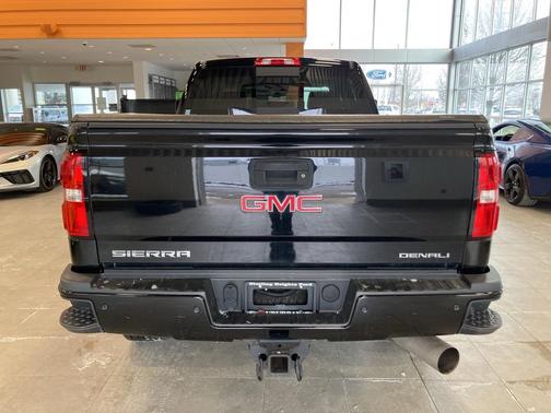 2018 GMC Sierra 2500 Denali