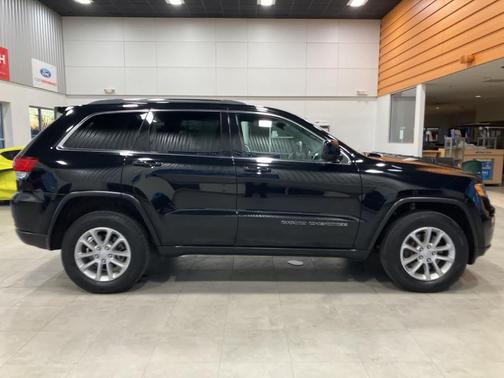 2021 Jeep Grand Cherokee Laredo E