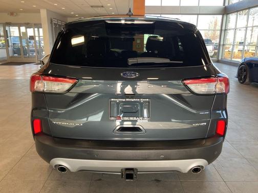 2022 Ford Escape Titanium