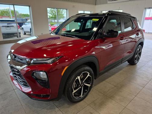 Crimson Metallic 2022 Chevrolet Trailblazer RS