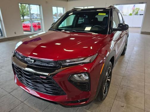 Crimson Metallic 2022 Chevrolet Trailblazer RS