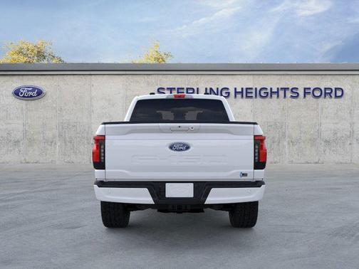 2025 Ford F-150 Lightning Flash