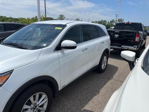 2019 Kia Sorento LX V6