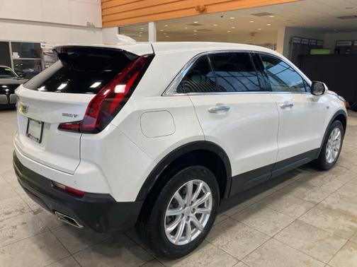 2023 Cadillac XT4 Luxury