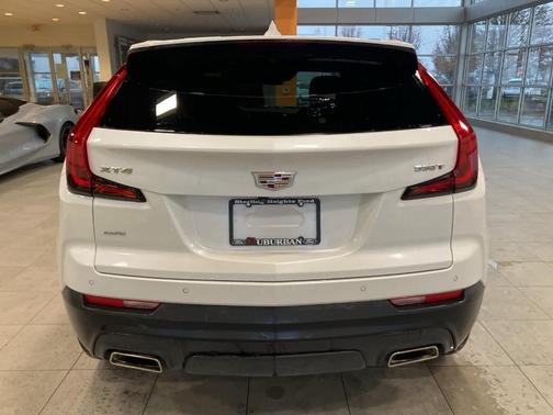2023 Cadillac XT4 Luxury