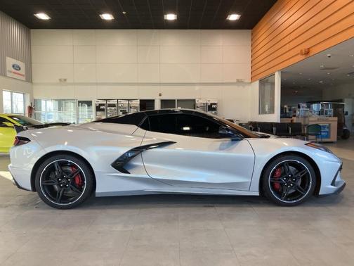 2021 Chevrolet Corvette Stingray w/3LT