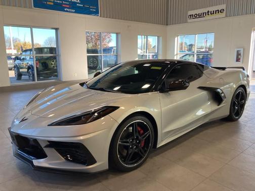 2021 Chevrolet Corvette Stingray w/3LT