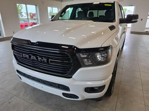 Bright White Clearcoat 2021 RAM 1500 Big Horn