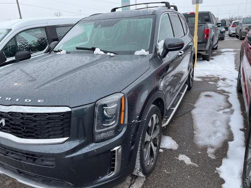 2022 Kia Telluride S